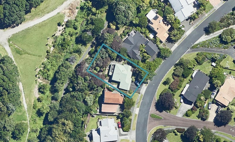 45 Little John Drive, Bellevue, Tauranga - Carousel 1
