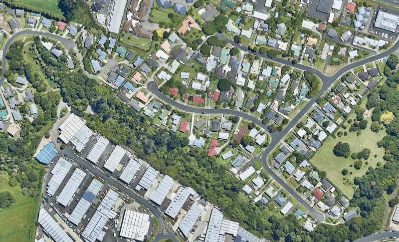 15B Redmond Street, Judea, Tauranga - Carousel 1