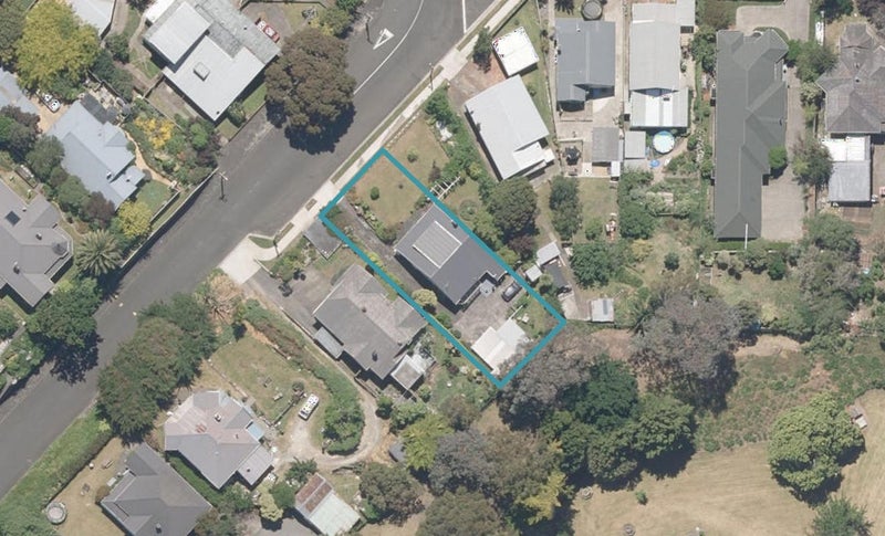 3 Tawa Street, Gonville, Whanganui - Carousel 1
