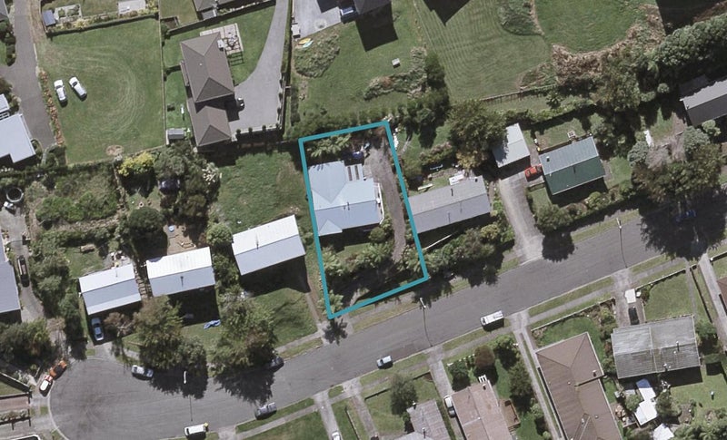 18 Warkworth Grove, Bell Block, New Plymouth - Carousel 1