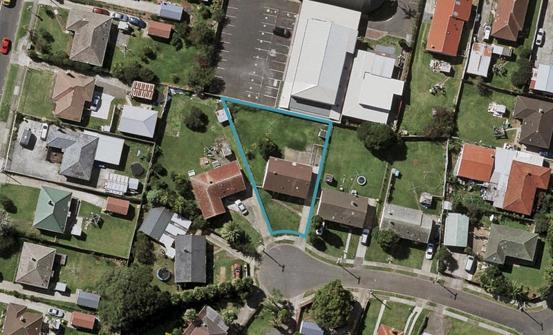 7 Amuri Place, Otara, Auckland - Carousel 1