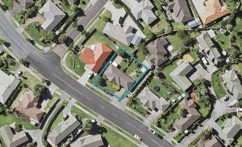79 Burswood Drive, Burswood, Auckland - Carousel 1