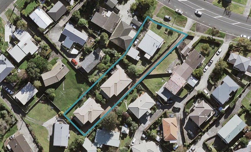 3/274 Wairau Road, Glenfield, Auckland - Carousel 1