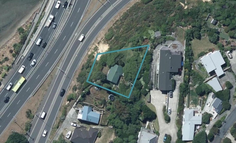 64 Paremata Crescent, Paremata, Porirua - Carousel 1