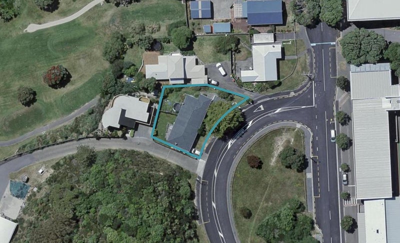 4A Raukawa Street, Strathmore Park, Wellington - Carousel 1