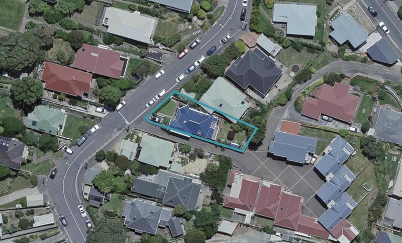 15 Rodrigo Road, Kilbirnie, Wellington - Carousel 1