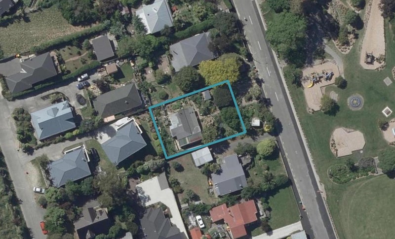 35 Port Hills Road, Heathcote Valley, Christchurch - Carousel 1