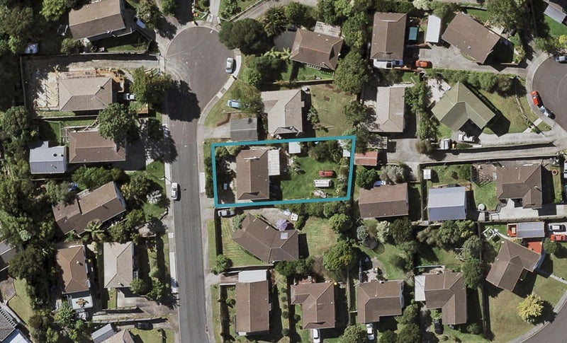 5 Kupari Place, Totara Vale, Auckland - Carousel 1