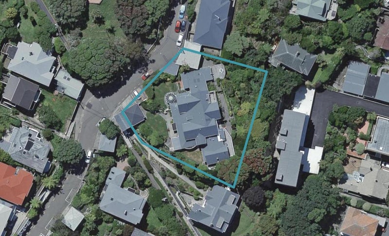 25B Rawhiti Terrace, Kelburn, Wellington - Carousel 1