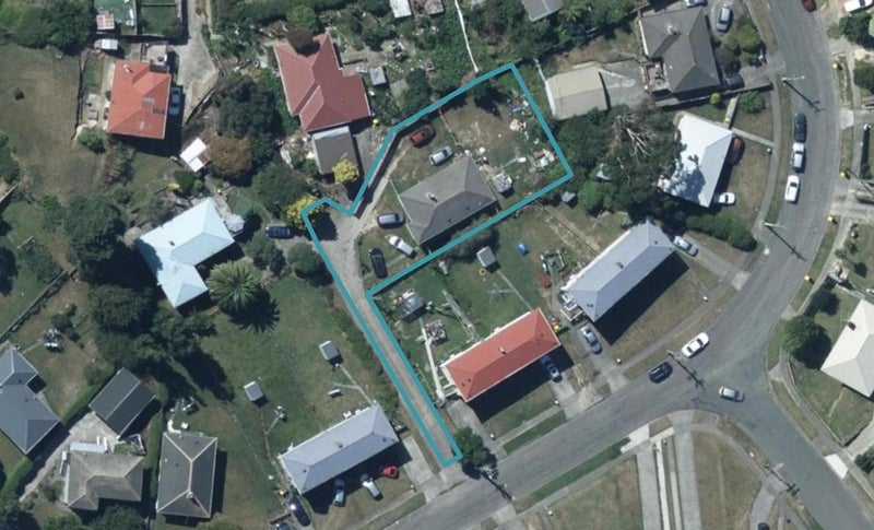 25 Cornwall Crescent, Cannons Creek, Porirua - Carousel 1
