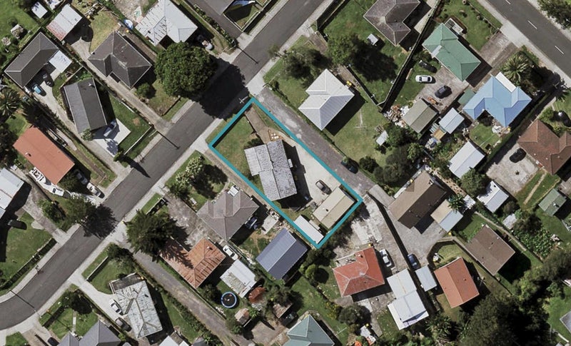 53 Whitley Crescent, Otara, Auckland - Carousel 1