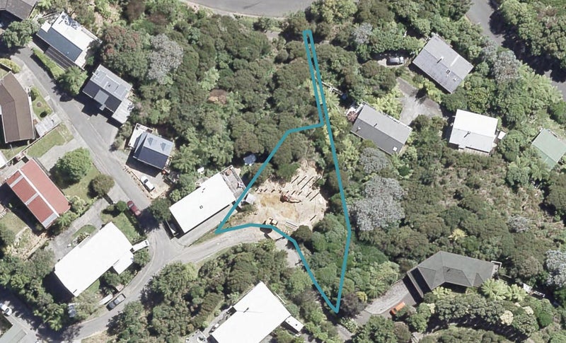 39 Kerkwall Drive, Naenae, Lower Hutt - Carousel 1