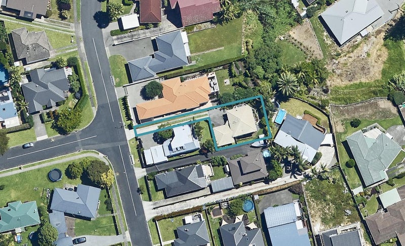 11A Karaka Road, Otumoetai, Tauranga - Carousel 1