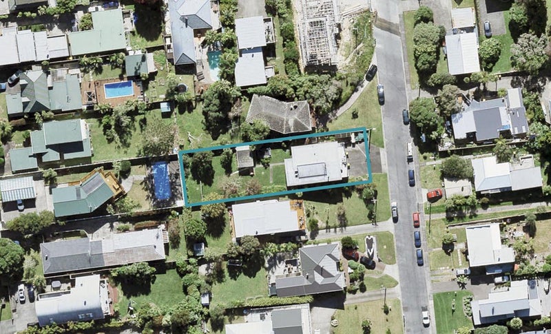 3 Sealy Road, Torbay, Auckland - Carousel 1