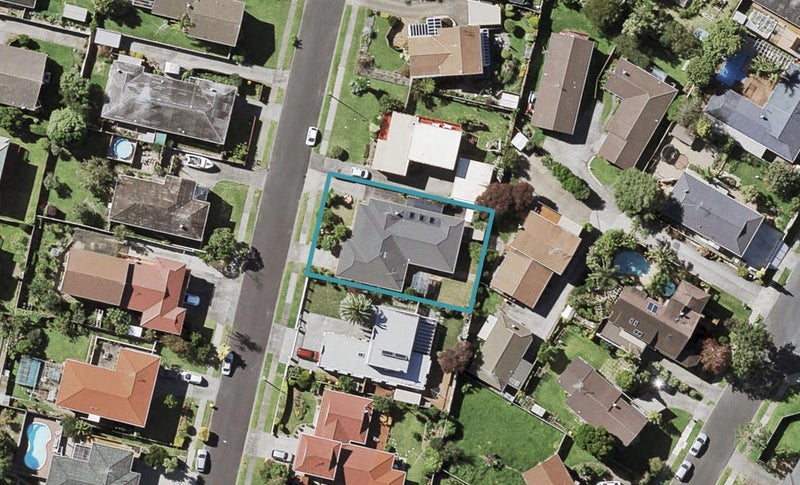 10 Luton Avenue, Sunnyhills, Auckland - Carousel 1