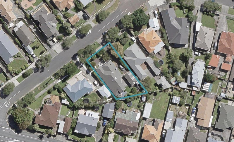 6 MAHOE ST , WATERLOO, LOWER HUTT - Carousel 1