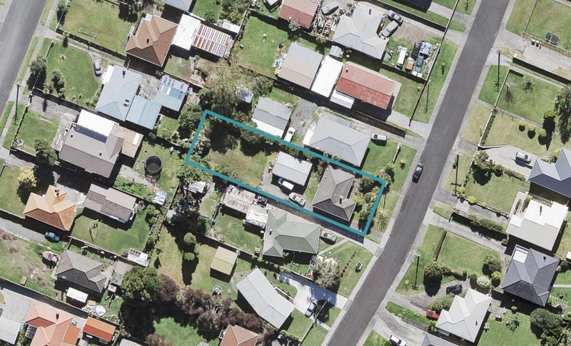 15 Laura Street, Kelston, Auckland - Carousel 1