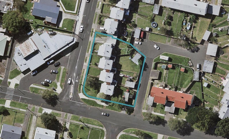 3 Pearl Baker Drive, Ōtara, Auckland - Carousel 1