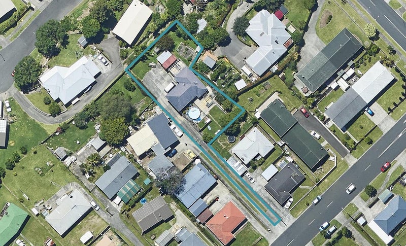11 Watling Street, Gate Pa, Tauranga - Carousel 1