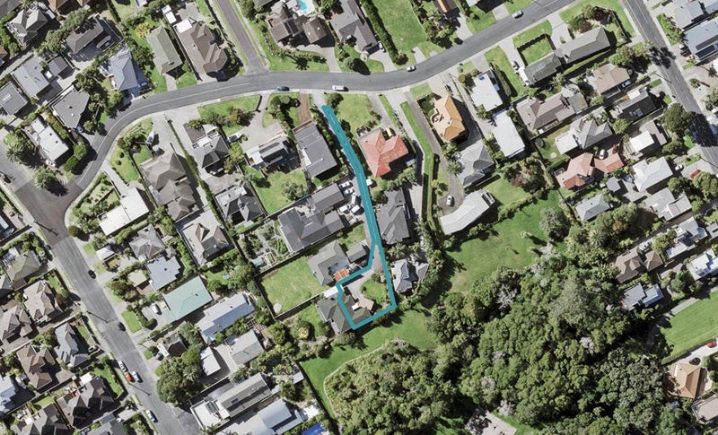 13 Lynton Road, Bucklands Beach, Auckland - Carousel 1