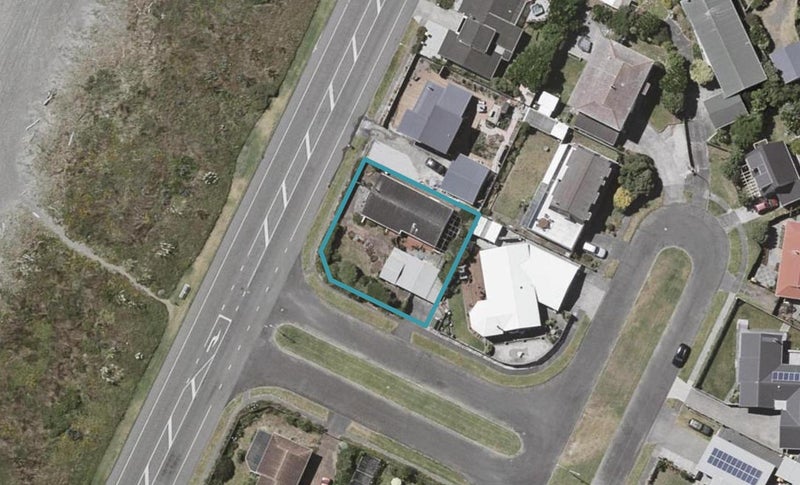 114 Marine Parade, Otaki Beach, Otaki - Carousel 1