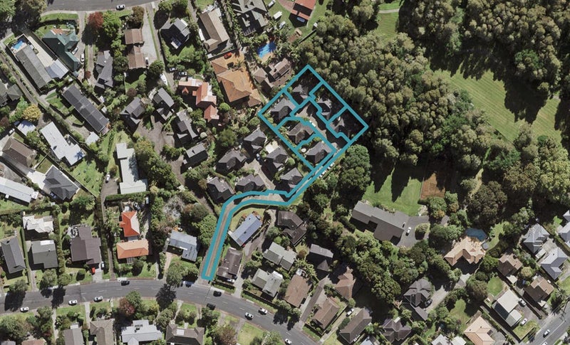13M Eban Avenue, Hillcrest, Auckland - Carousel 1