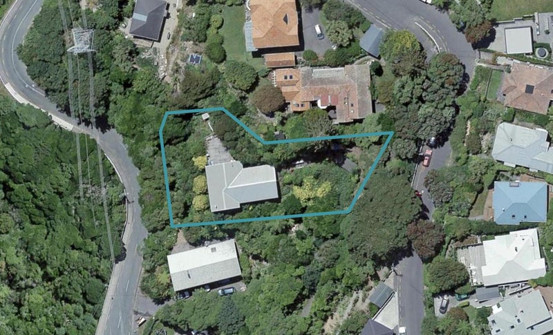 24 Moana Road, Kelburn, Wellington - Carousel 1
