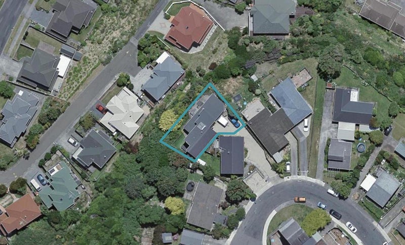 14 Anaheim Place, Churton Park, Wellington - Carousel 1