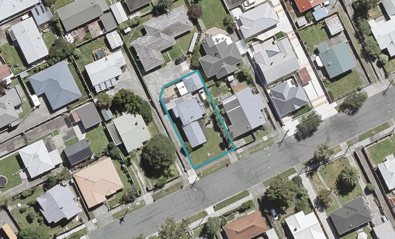 2/52a WILFORD ST, WALLACEVILLE, UPPER HUTT - Carousel 1
