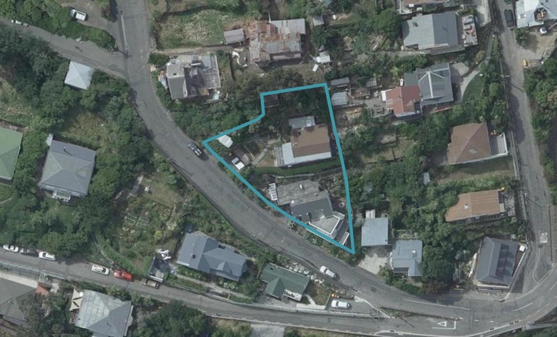 1/8 Bridle Path, Lyttelton, Lyttelton - Carousel 1