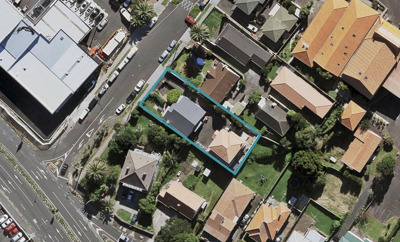 7 Wairakei Street, Greenlane, Auckland - Carousel 1