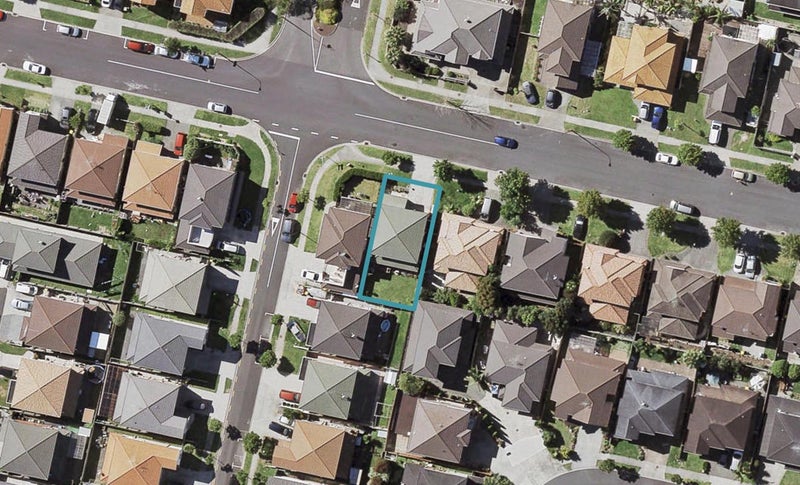 39A Baverstock Road, Flat Bush, Auckland - Carousel 1