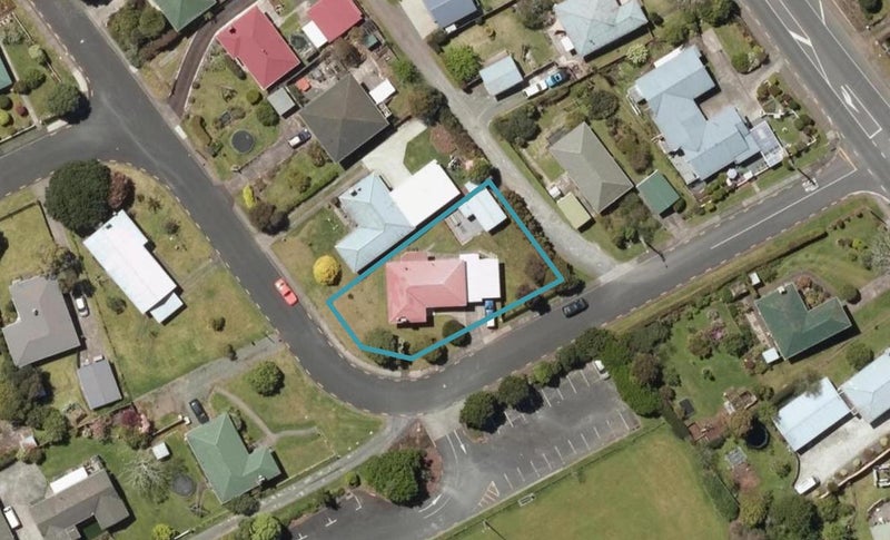 1 Butler Place, Kamo, Whangarei - Carousel 1