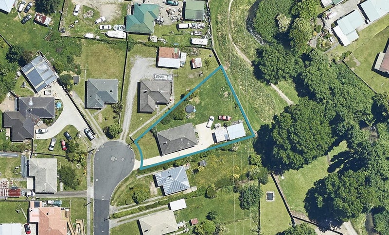 7 Knight Place, Pomare, Rotorua - Carousel 1