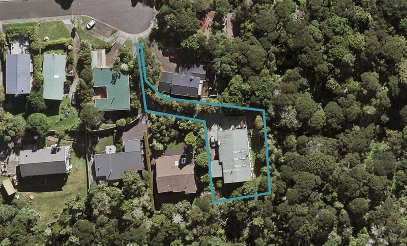6 Raymond Terrace, Northcote, Auckland - Carousel 1