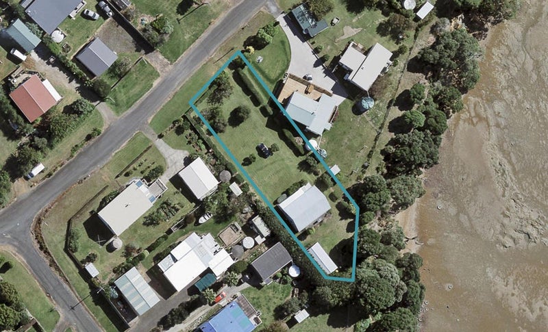 510 Matakawau Road, Āwhitu - Carousel 1