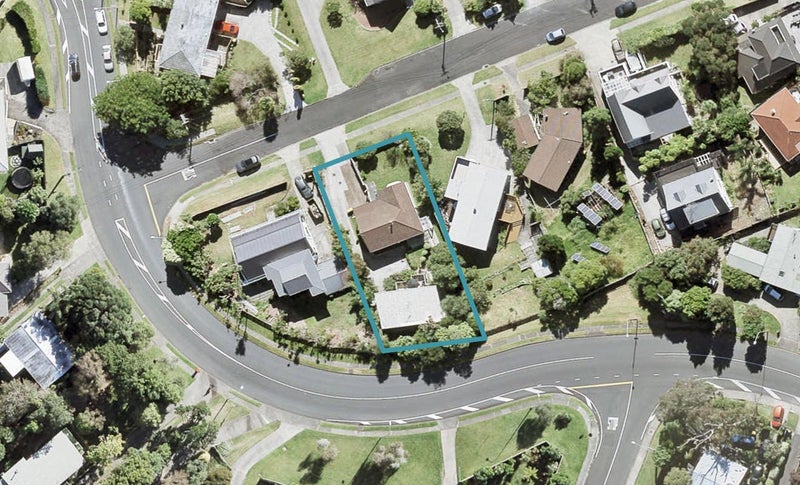 2/32 Manuwai Road, Torbay, Auckland - Carousel 1