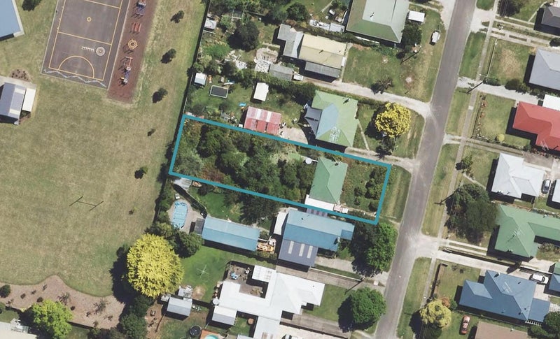 10 Steed Avenue, Te Hapara, Gisborne - Carousel 1