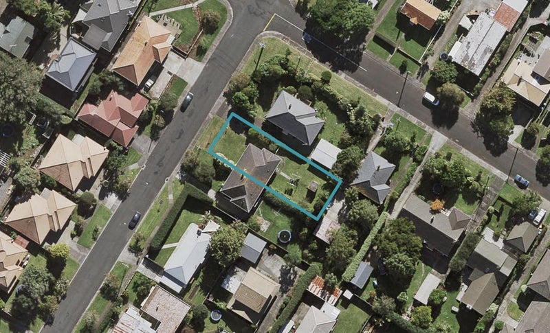 85 Tawa Road, One Tree Hill, Auckland - Carousel 1