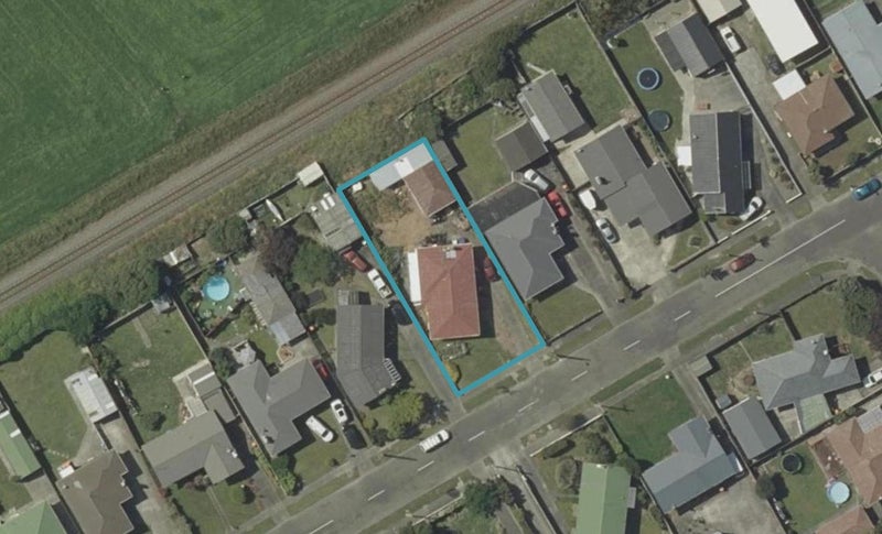 49 Sutherland Crescent, Westbrook, Palmerston North - Carousel 1