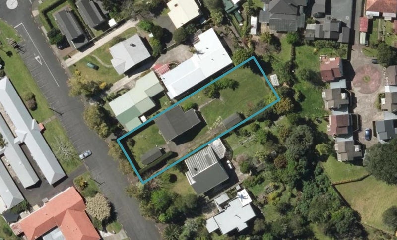9 Kent Road, Regent, Whangārei - Carousel 1