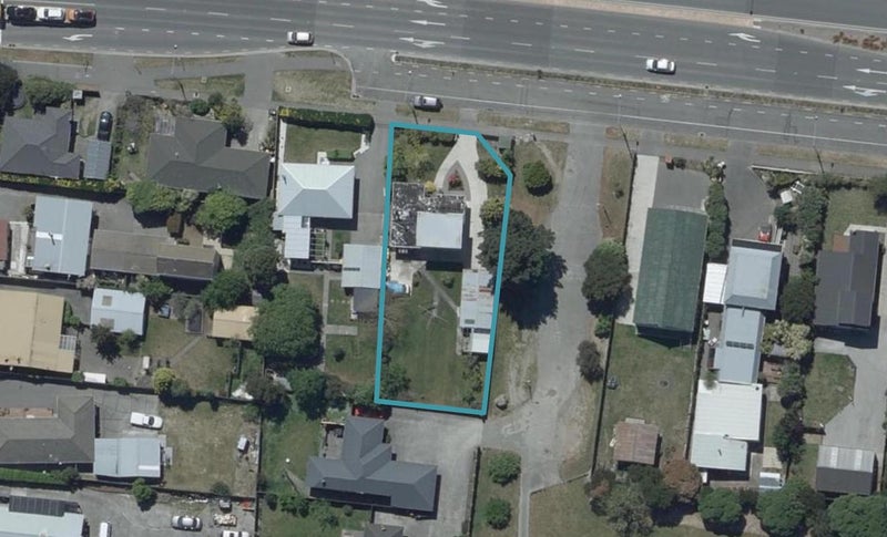 8 Travis Road, Burwood, Christchurch - Carousel 1