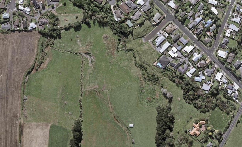 11 Cunningham Lane, Kaitake, New Plymouth - Carousel 1