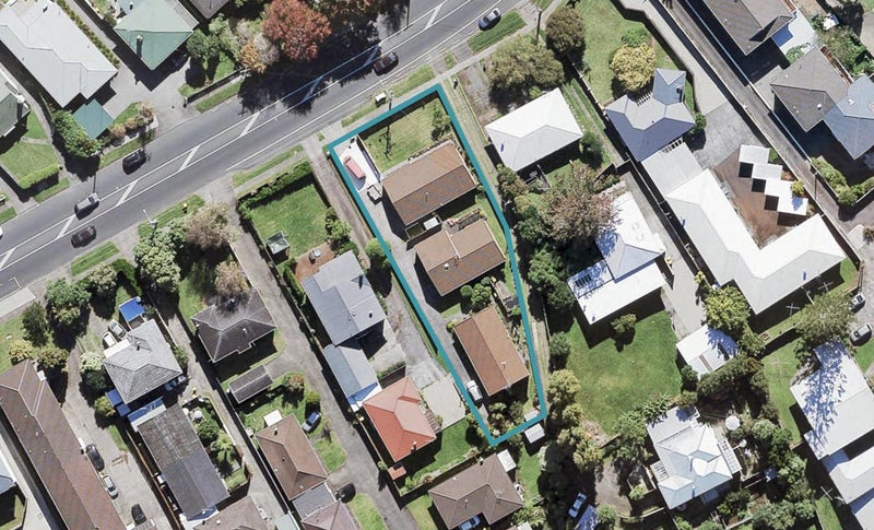 3/112 Titirangi Road, New Lynn, Auckland - Carousel 1
