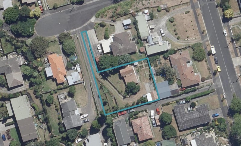 6 Brookfield Street, Hamilton East, Hamilton - Carousel 1