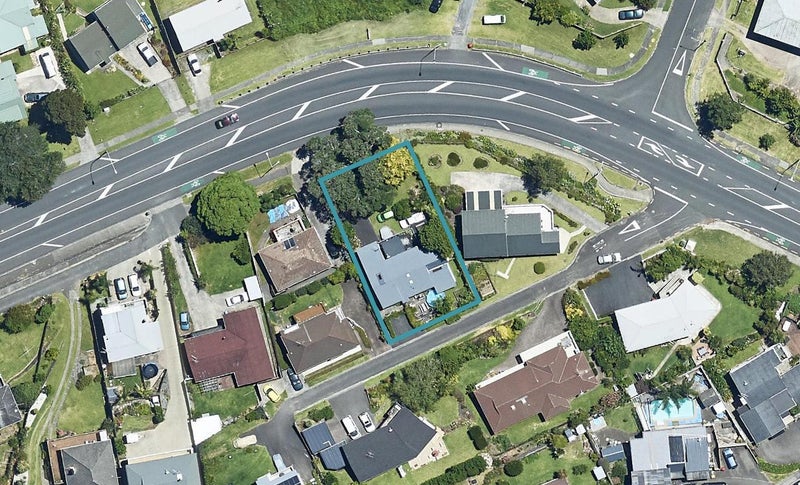 5 Bethel Way, Judea, Tauranga - Carousel 1
