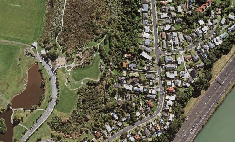 62A Sylvan Avenue, Northcote, Auckland - Carousel 1
