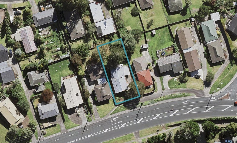 369 Wairau Road, Totara Vale, Auckland - Carousel 1
