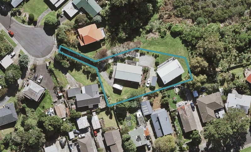 46 Lowtherhurst Road, Massey, Auckland - Carousel 1