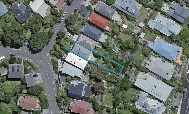 41 Grove Road, Kelburn, Wellington - Carousel 1